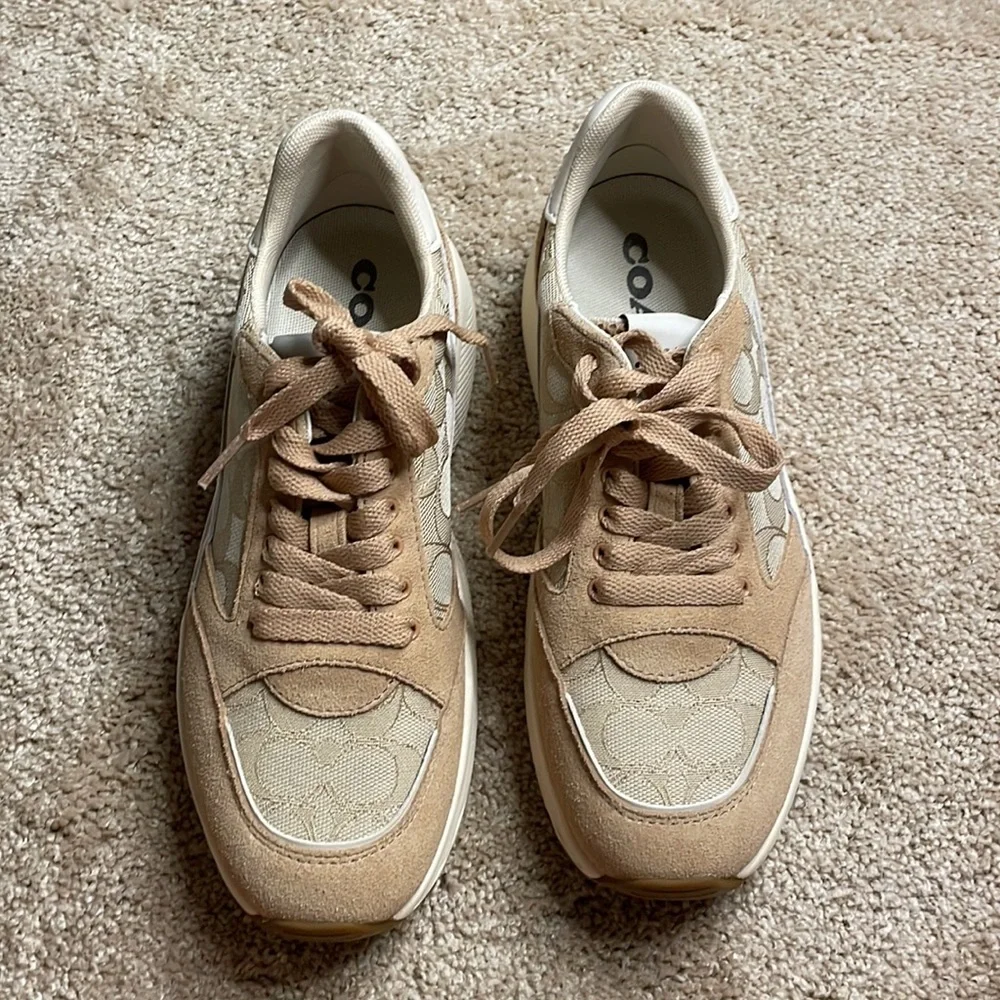 Coach Sneaker C143 - Picture 2 of 3